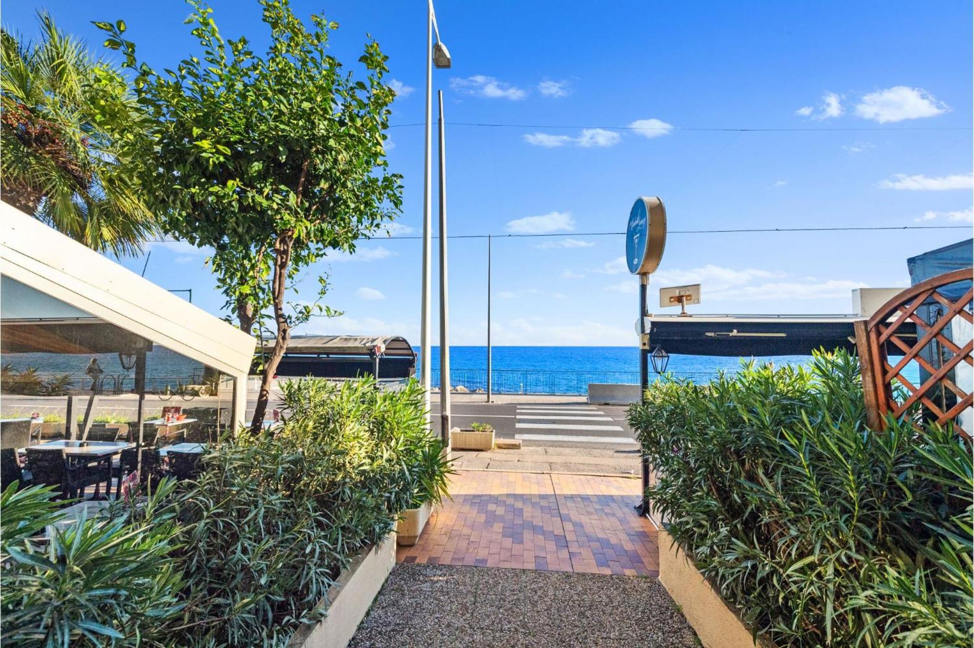 'Le Berkeley' Vue Mer, Centre, Parking Menton Exterior photo